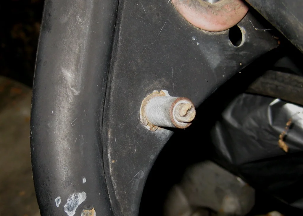 Dzus Fitting Spacer/Grommet? (2019)