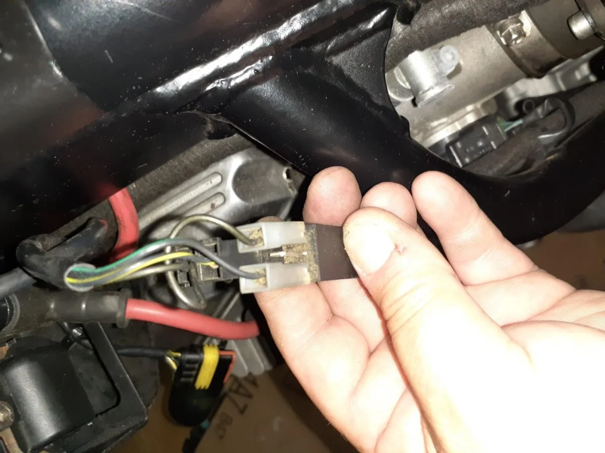 Flashing fuel light suppressor/patch