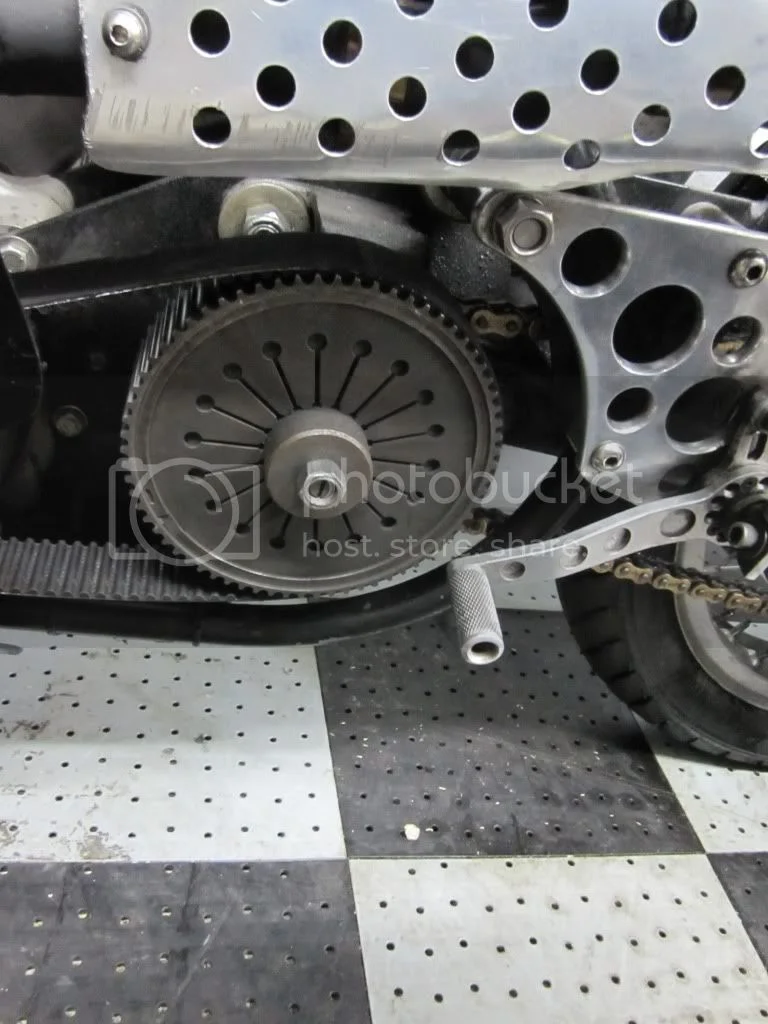 Maney gearbox outrigger