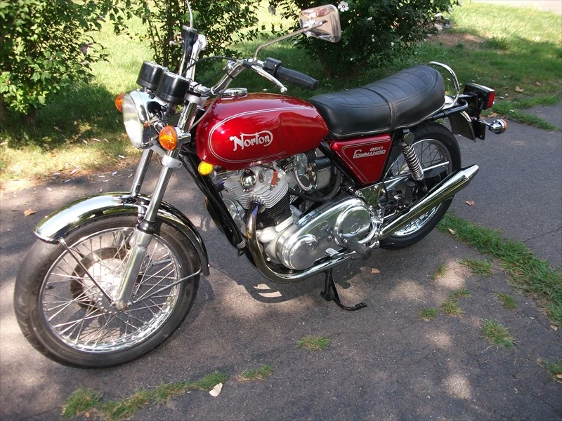 New here-Rebuilding a 1974 Commando 850