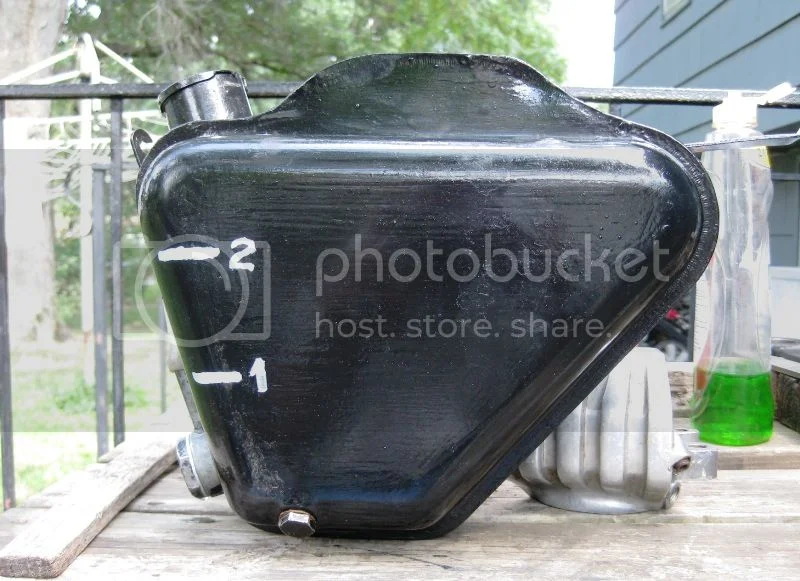 Oil tank dipstick set difference