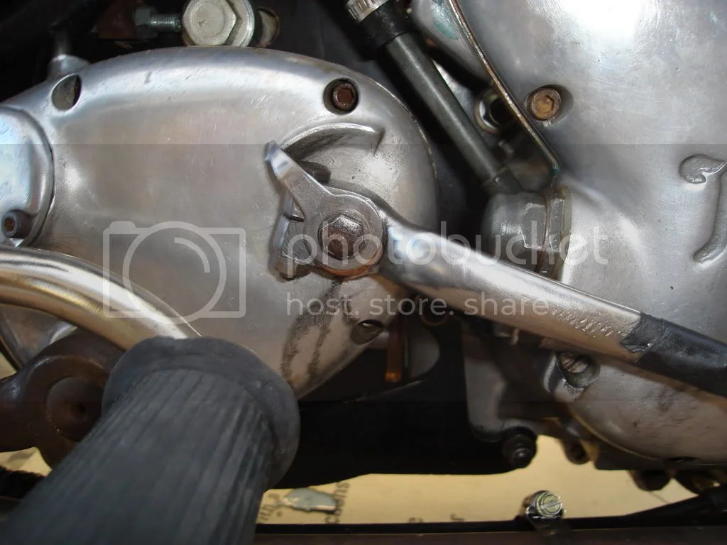 Gearbox Oil Leak Access Norton