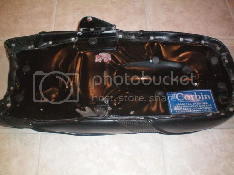 A hen's teeth rare Interstate Seat ???