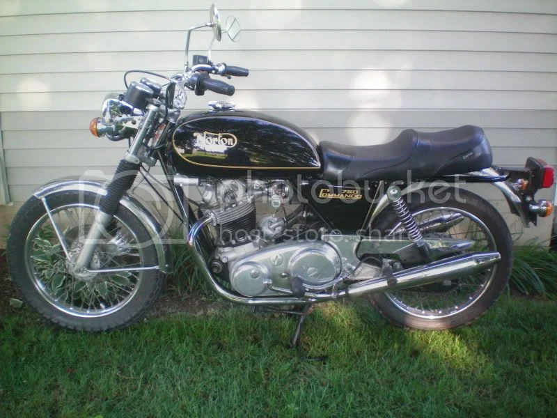 A hen's teeth rare Interstate Seat ???