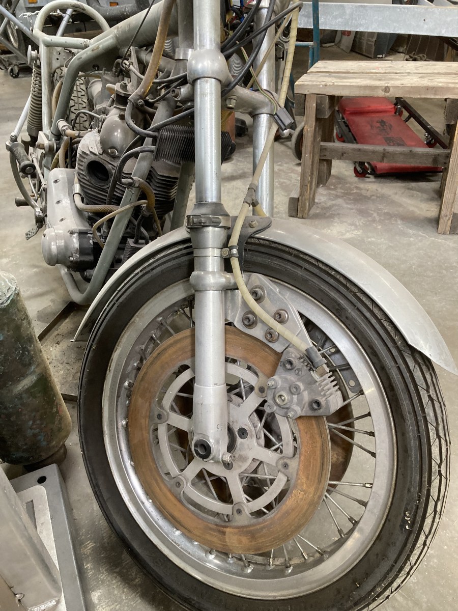 Oil in frame Mk III Norton