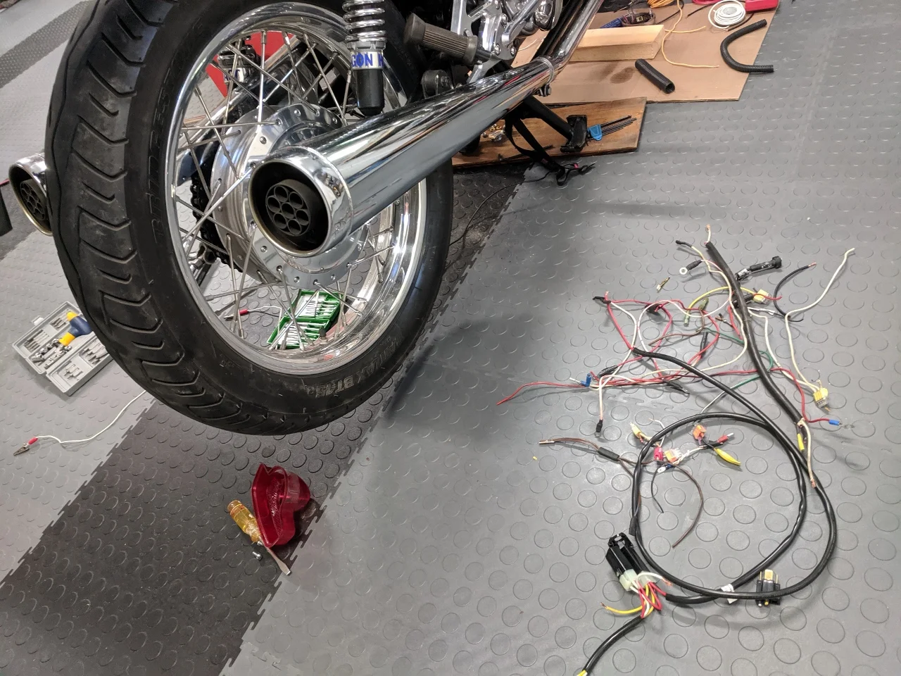 Old harness awaits trashcan.jpg