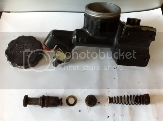 Master Cylinder Nissin 4 pot Caliper