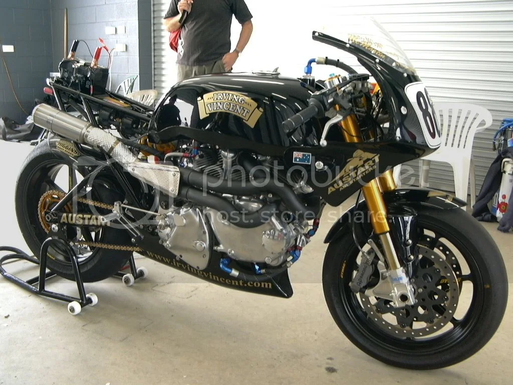 Irving-Vincent - Anachronistic Trackday Missile