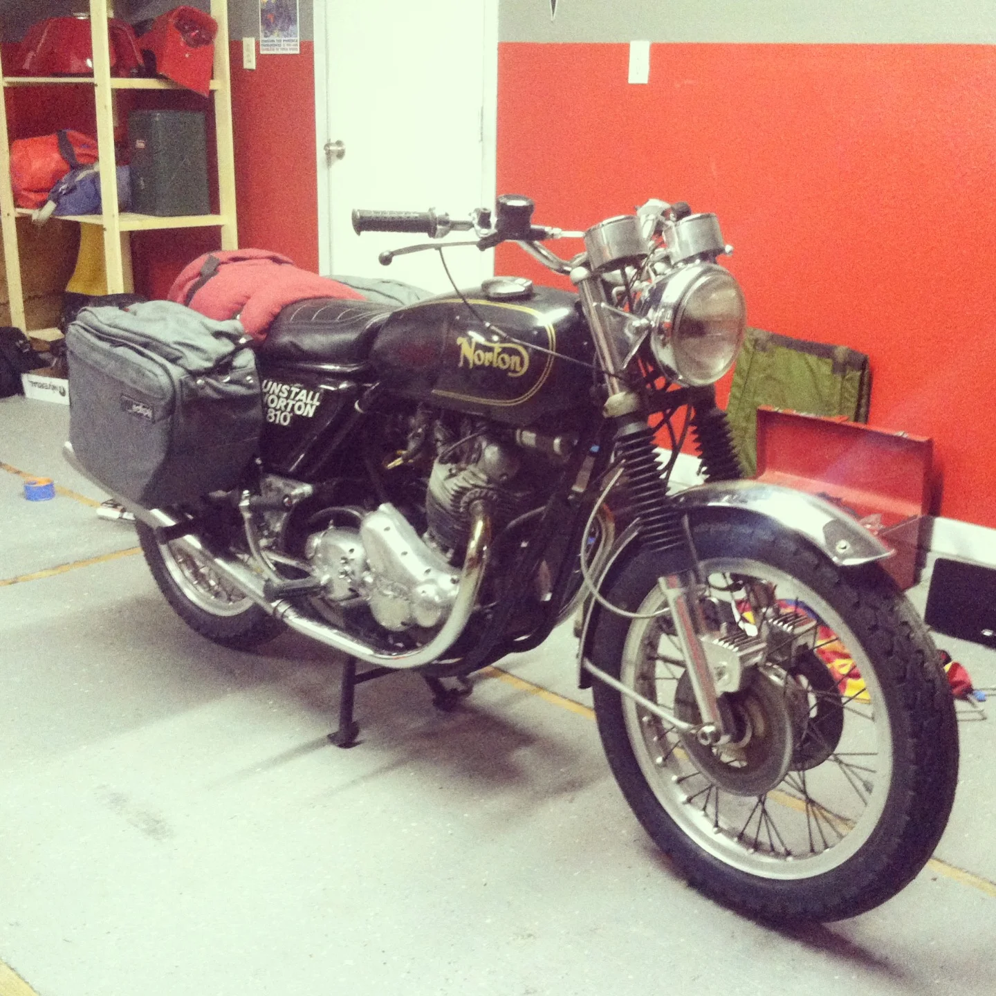 Pictures of your Norton Commandos