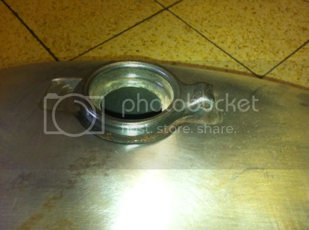 Andover Roadster Tanks