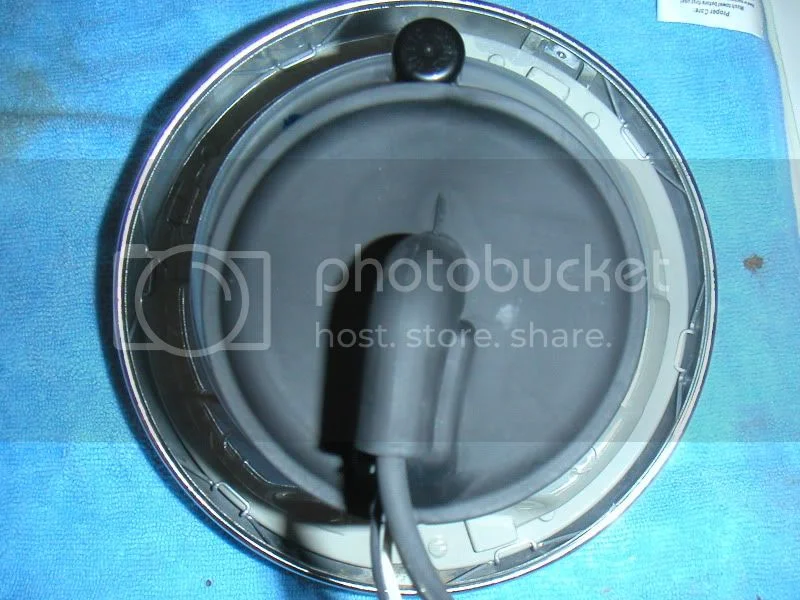 Easy install HID headlight Access Norton