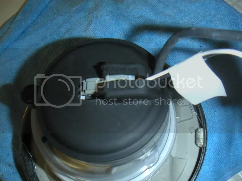 Easy install HID headlight Access Norton