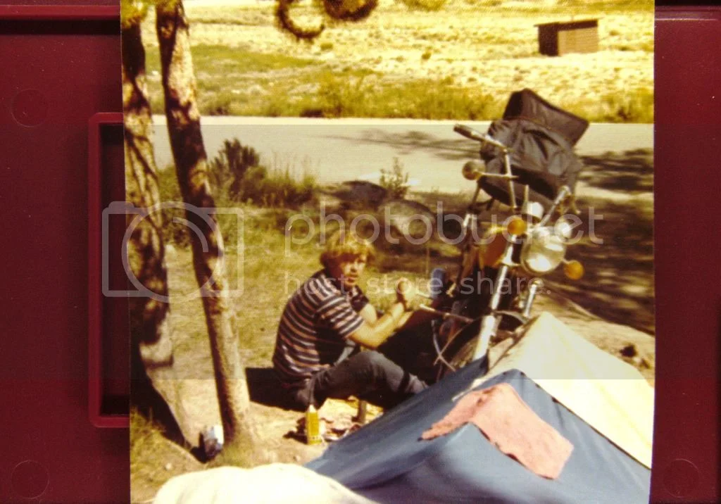 Pictures of your Norton Commandos