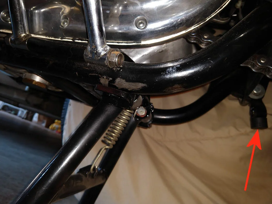 Norton P11 center stand