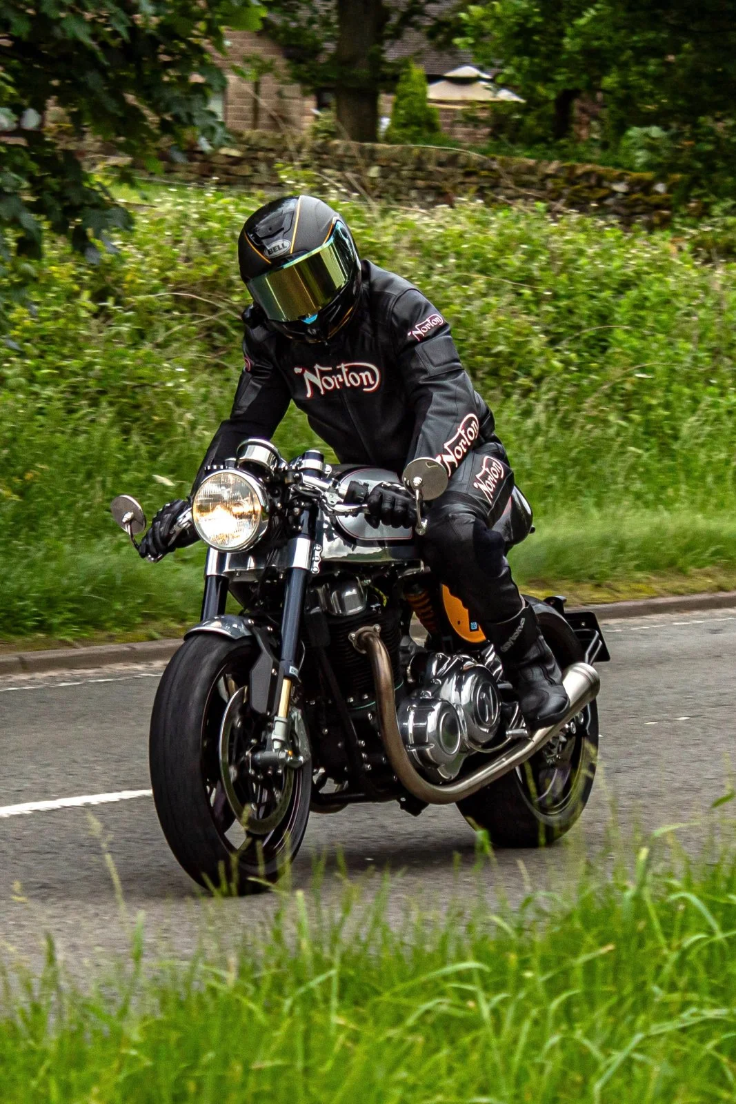 Pictures of your Norton 961