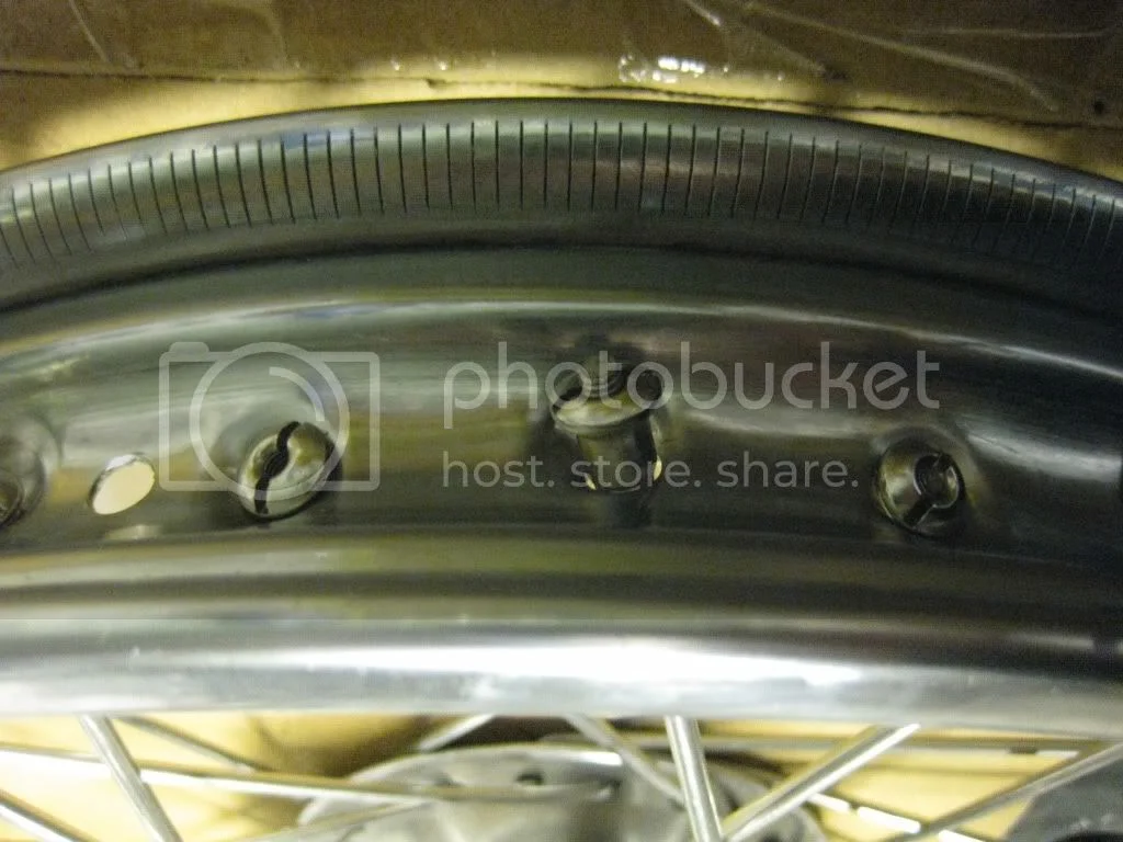 Front disc spoke question