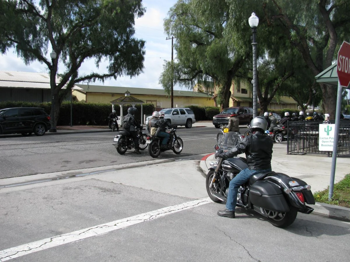 Ready to Start the Ride 1200.jpg