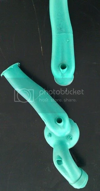 Norton intake ports compared to Harley XR 750 (2013)