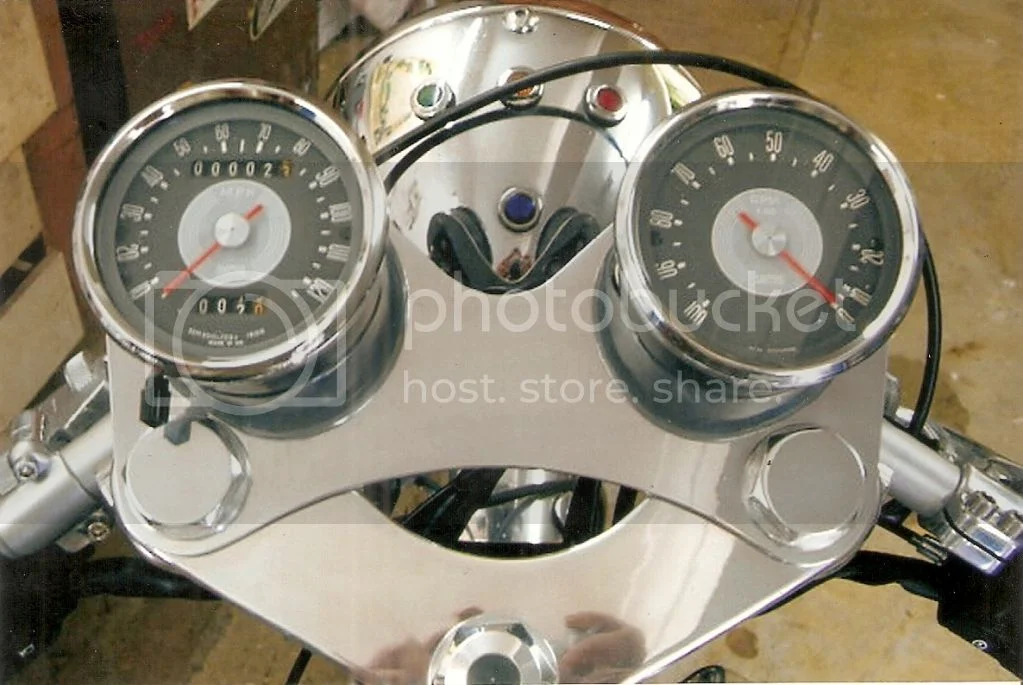 O.H.C. Triton . 865 .