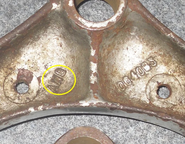 Commando 850 Forks very stiff damping.