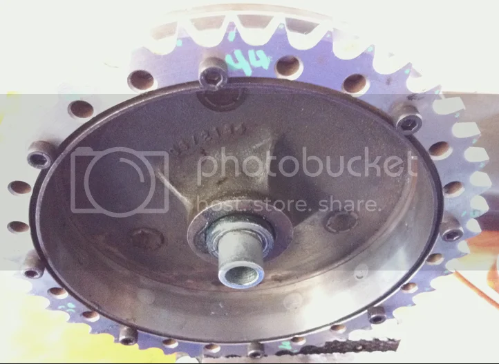 Reviewing Madass's new single disc.