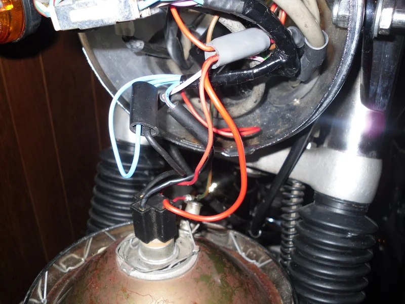 Headlight ground Access Norton