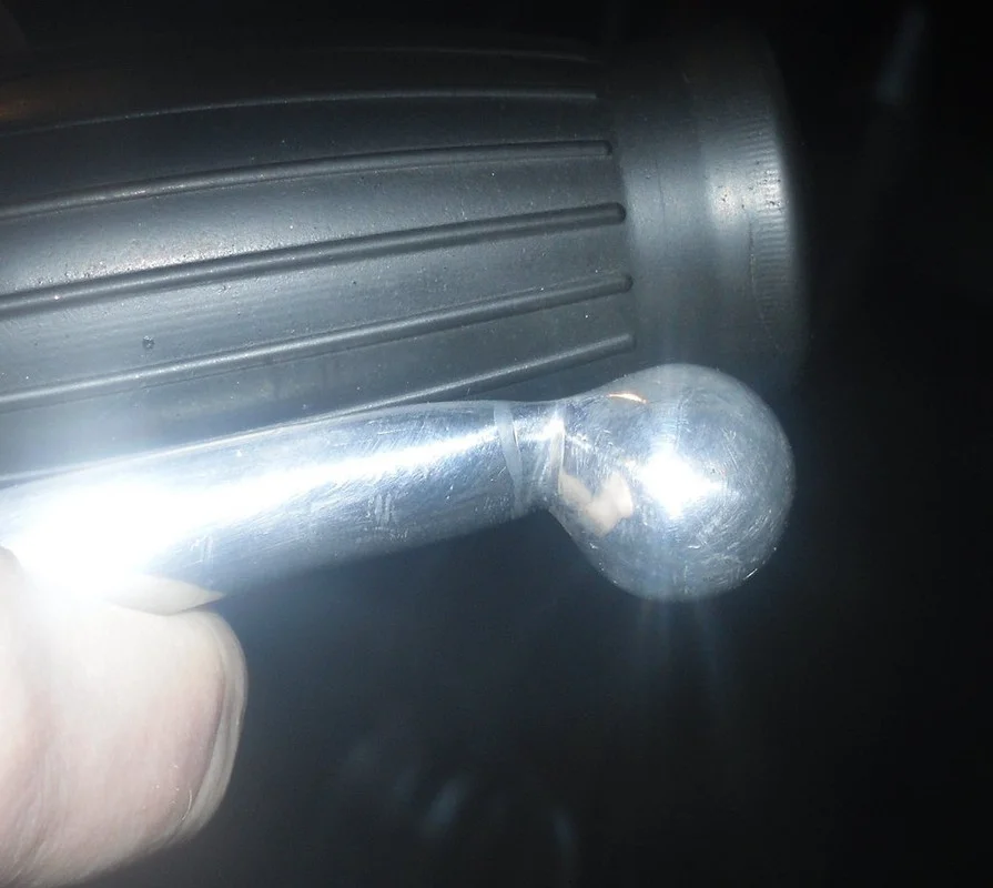 Dismantling Front Master Cylinder