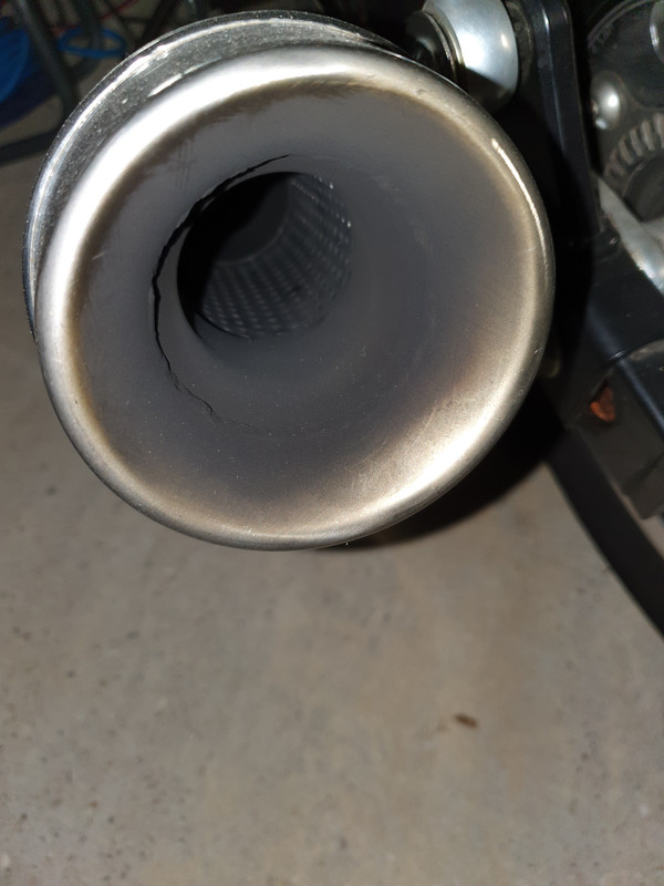 exhaust pipe color