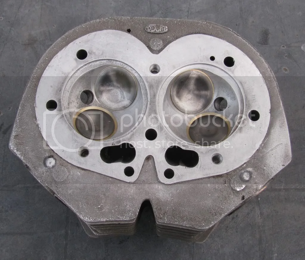 850 Head spotting features