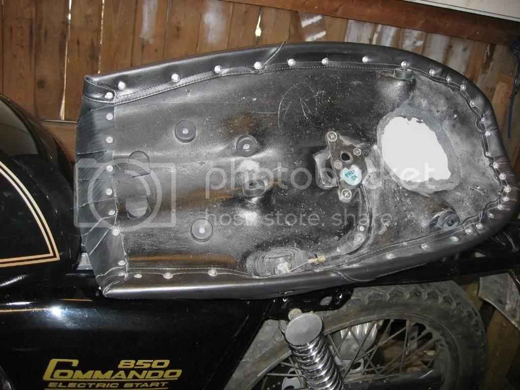 A hen's teeth rare Interstate Seat ???