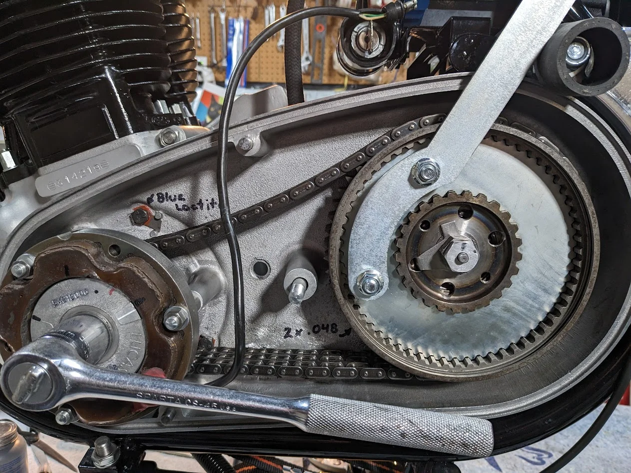 Use this method to lock primary when tightening the rotor sleeve nut to 70ft/lb or just asking for trouble?