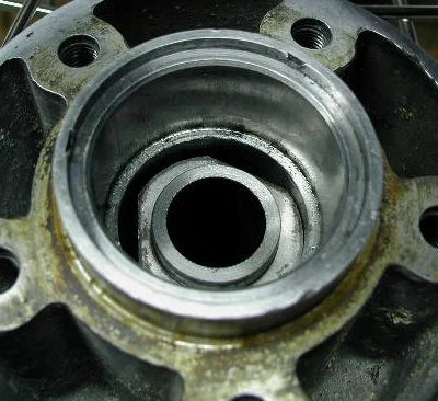 Front disc hub different for MKII?