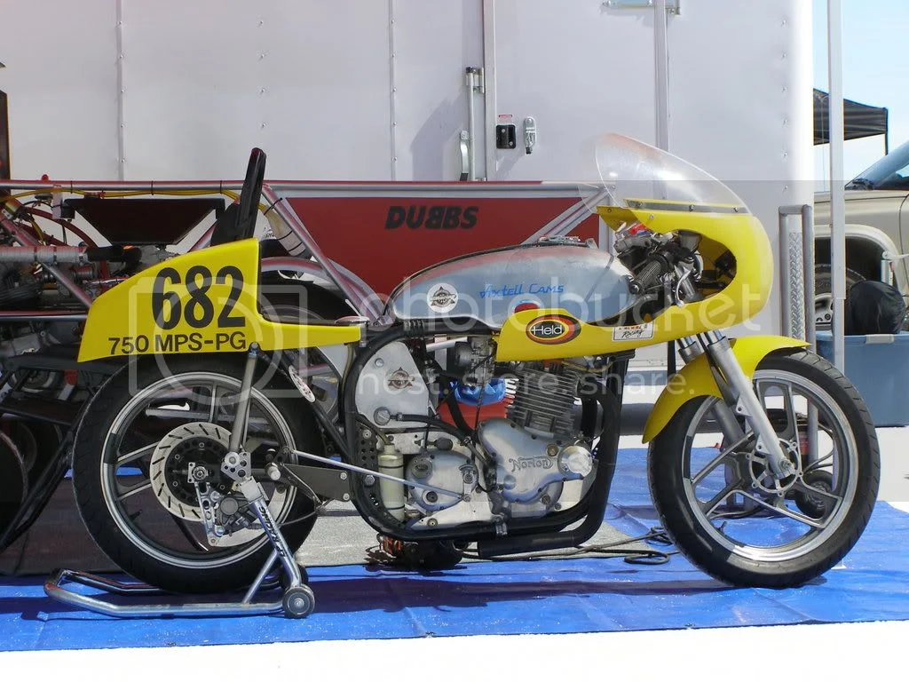 Commando Wheels (2011)