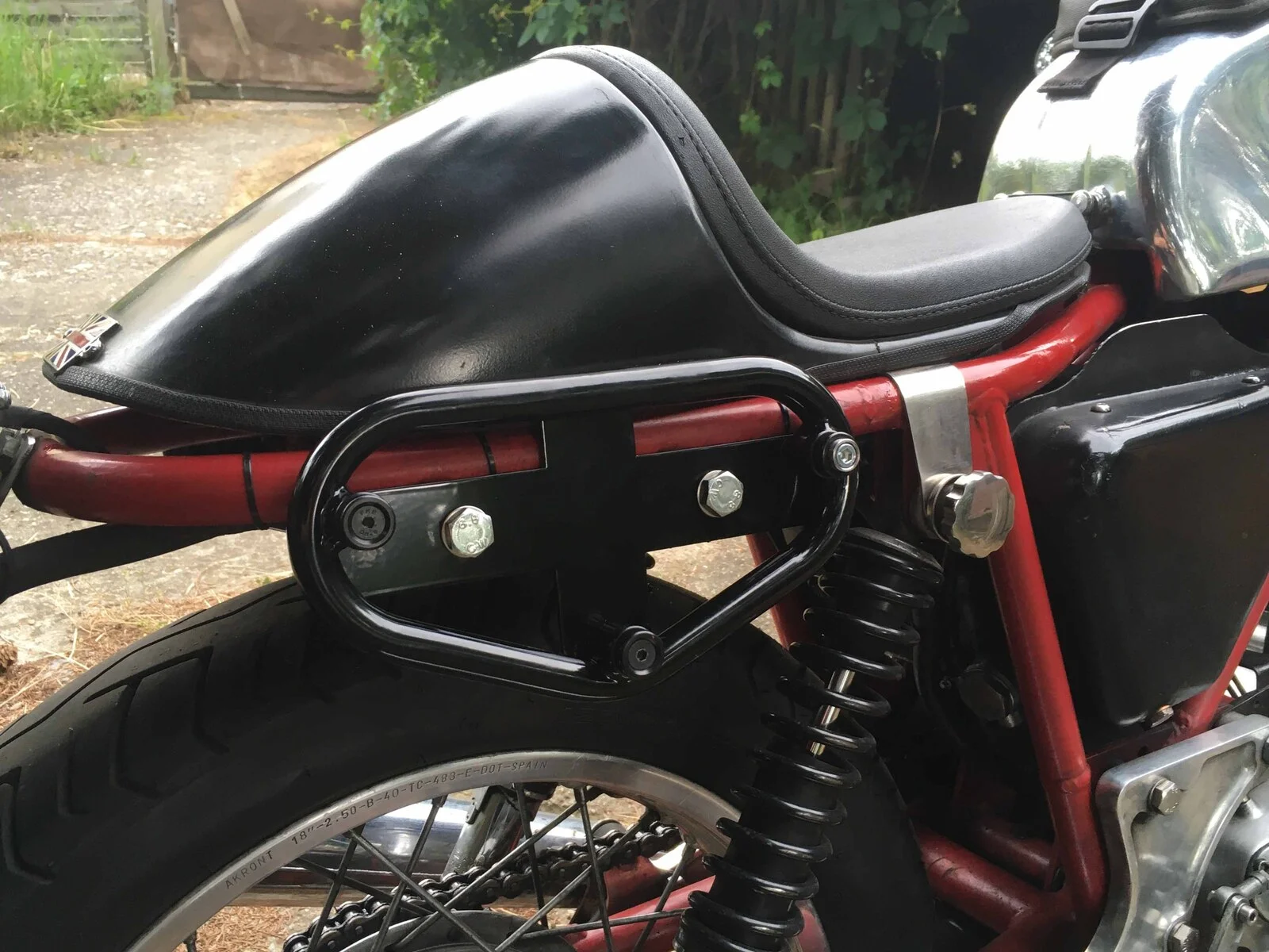 Any luggage options around?