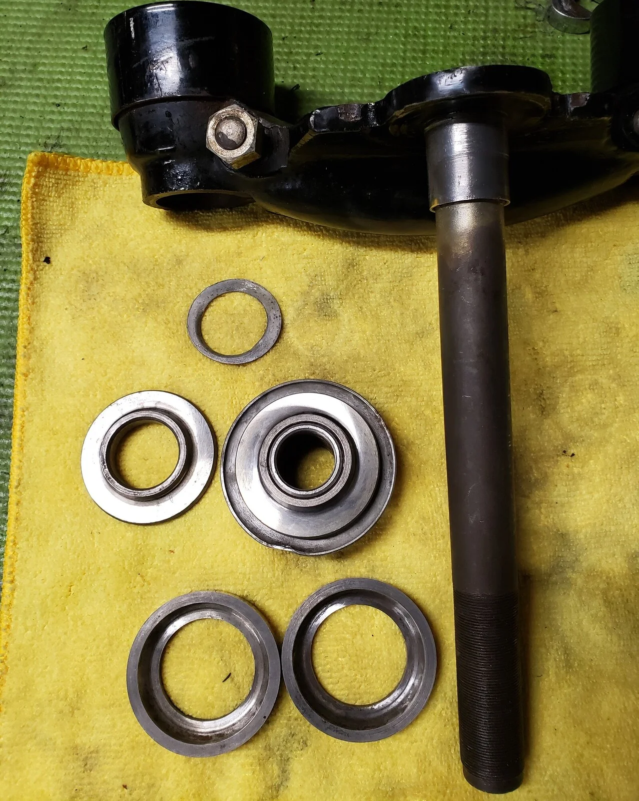 Question about  steering stem bearings N15CS