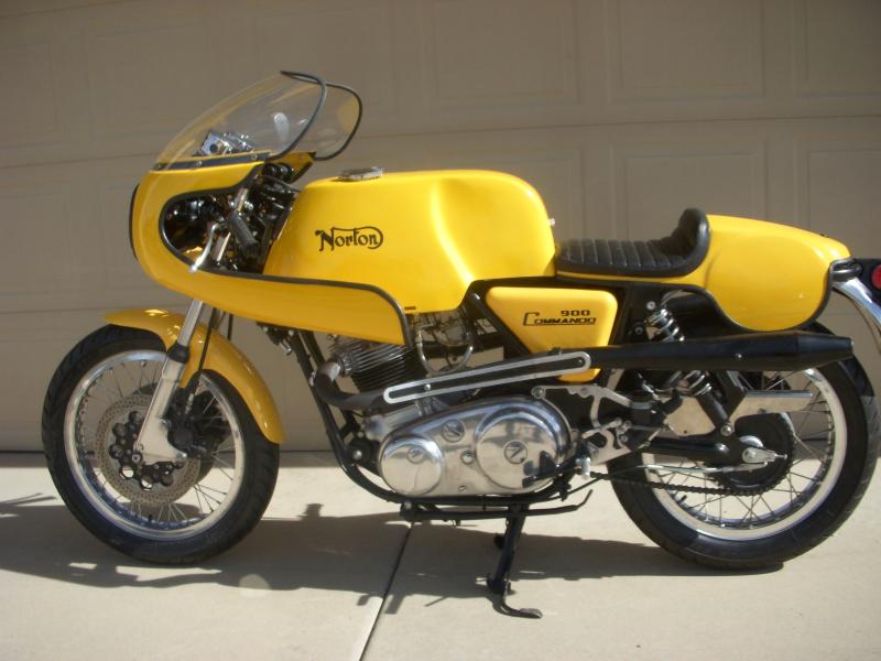 Norton Commando PR