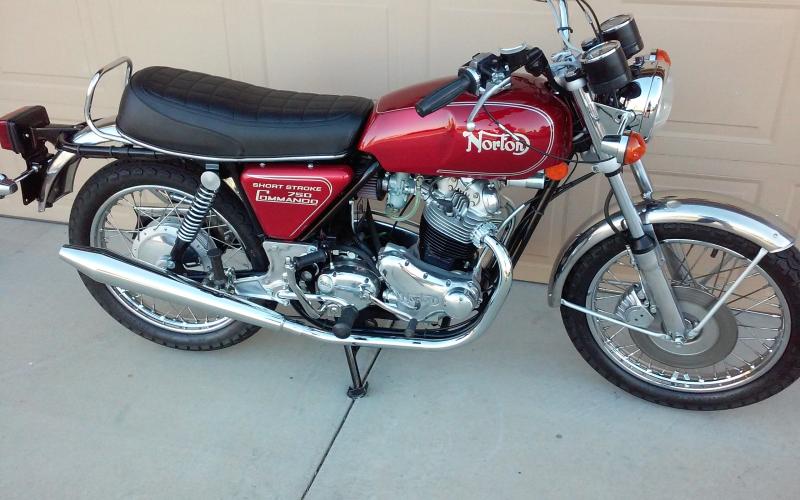 Norton Commando Short Stroke