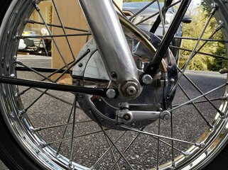 Do you recognize this front drum brake?