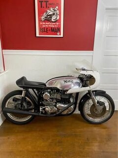 1959 Featherbed w/Commando Engine Roadracer