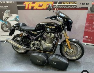 Triumph Thruxton Fairing fitted to Norton 961 - I want one (a lot)!
