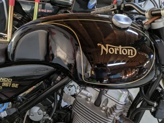 Norton 961 Alloy Tank