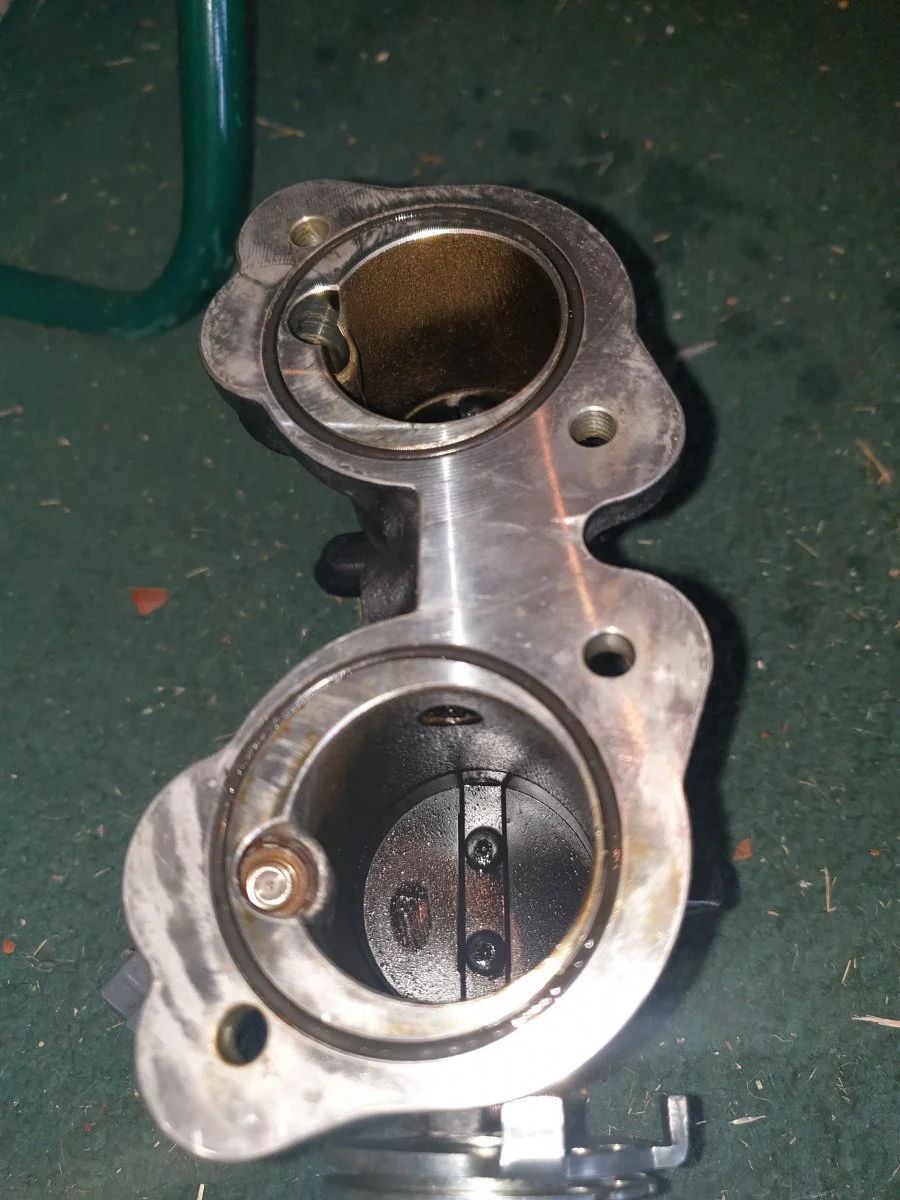 Throttle bodies Access Norton