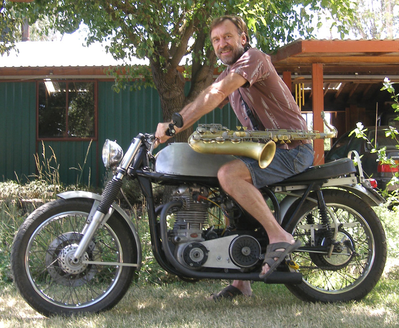 Commando engine into Dommi ?