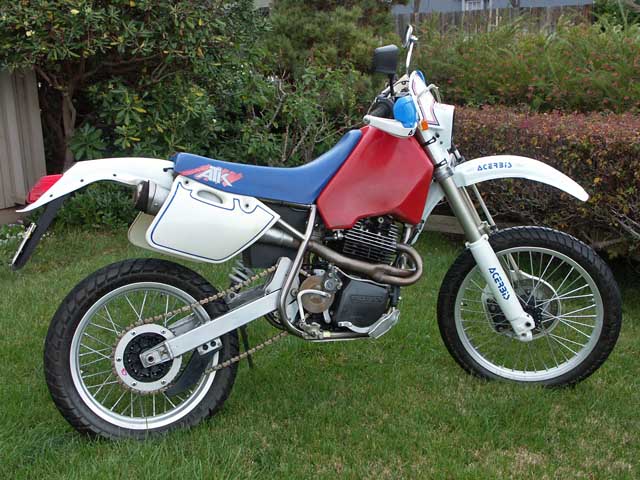 Shock oil for old Mulholland/Boge shocks.