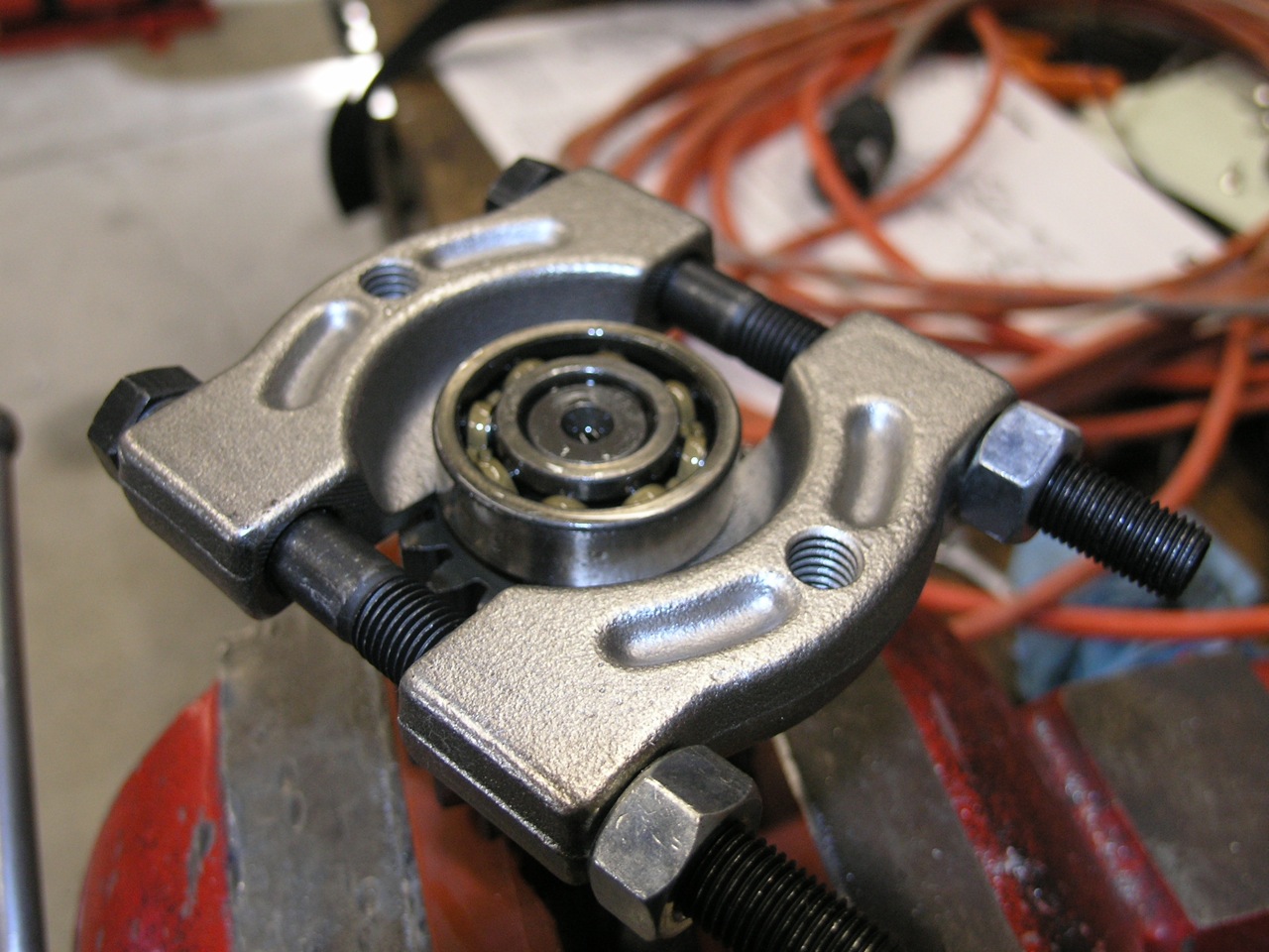 Layshaft BALL Bearing Upgrade - "in situ" - Techniques And Tips Help?